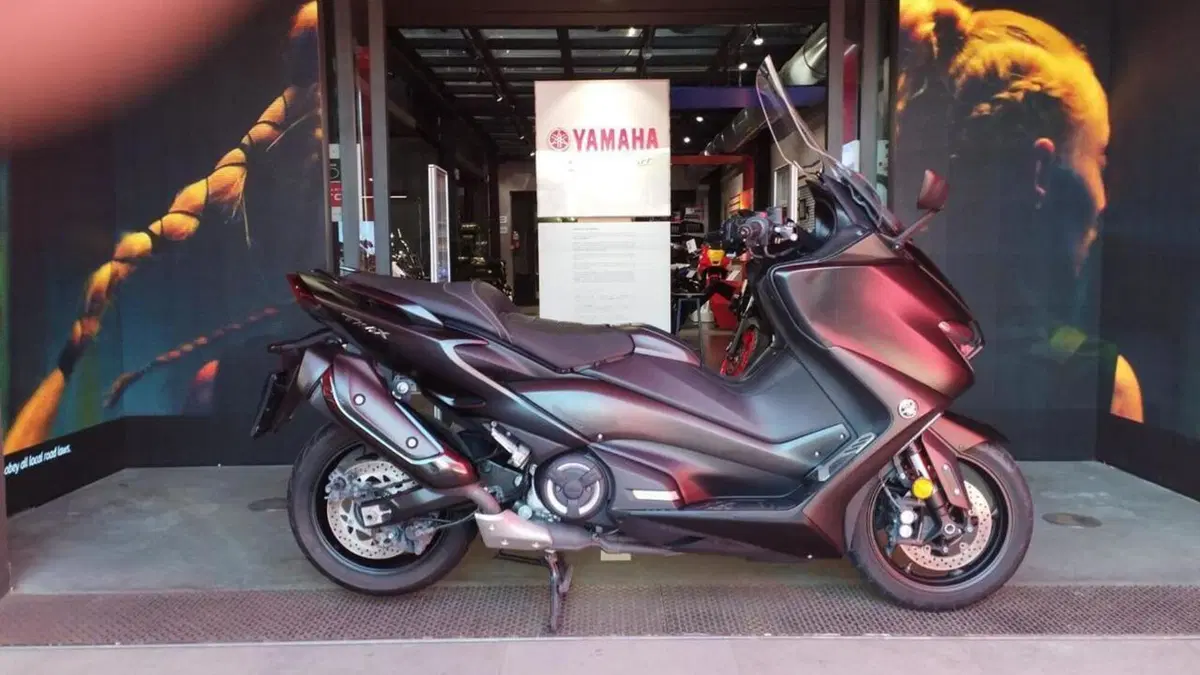 Yamaha T-Max 560 (2020 - 21) 