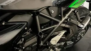 Kawasaki Ninja H2 SX SE (2023 - 26)  (8)
