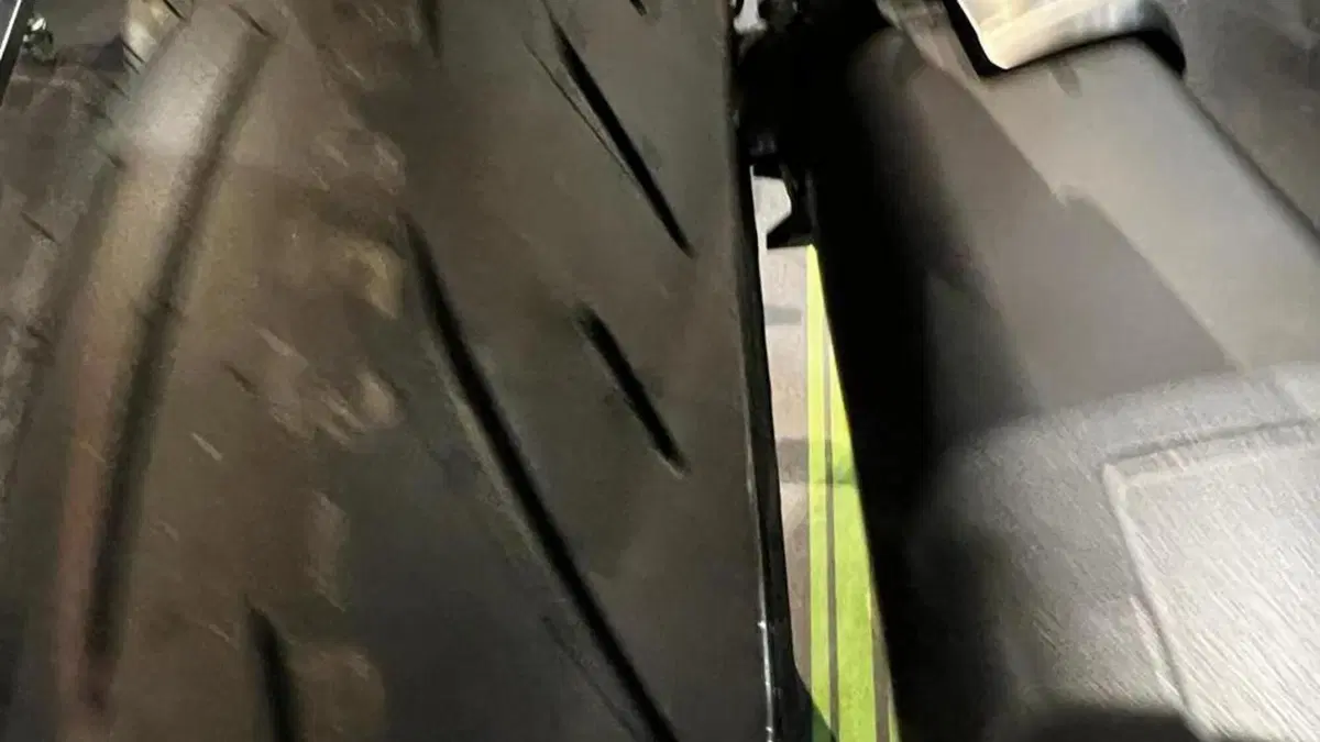 Kawasaki Ninja H2 SX SE (2023 - 26)  (12)