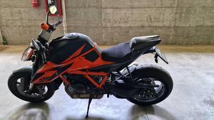 KTM 1290 Super Duke R (2020) 