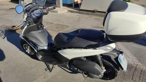 Piaggio Beverly 300 S i.e. (2015 - 16) 