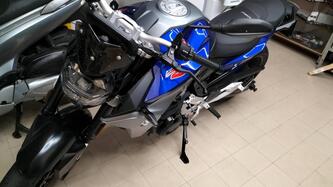 Bmw F 900 R (2021 - 24) usata