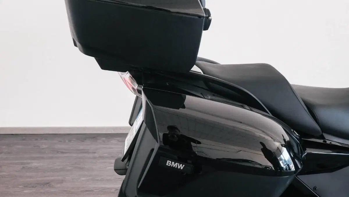 Bmw K 1600 GT (2022 - 27)  (9)