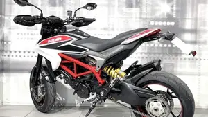 Ducati Hypermotard 821 SP (2013 - 15)  (2)
