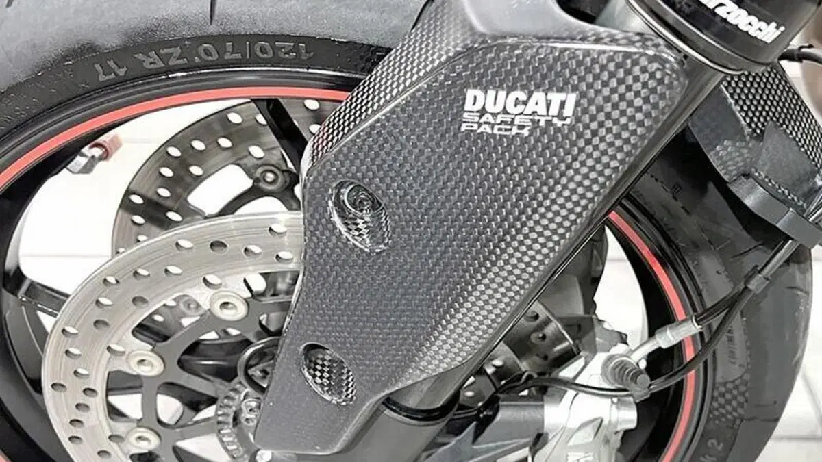 Ducati Hypermotard 821 SP (2013 - 15)  (3)