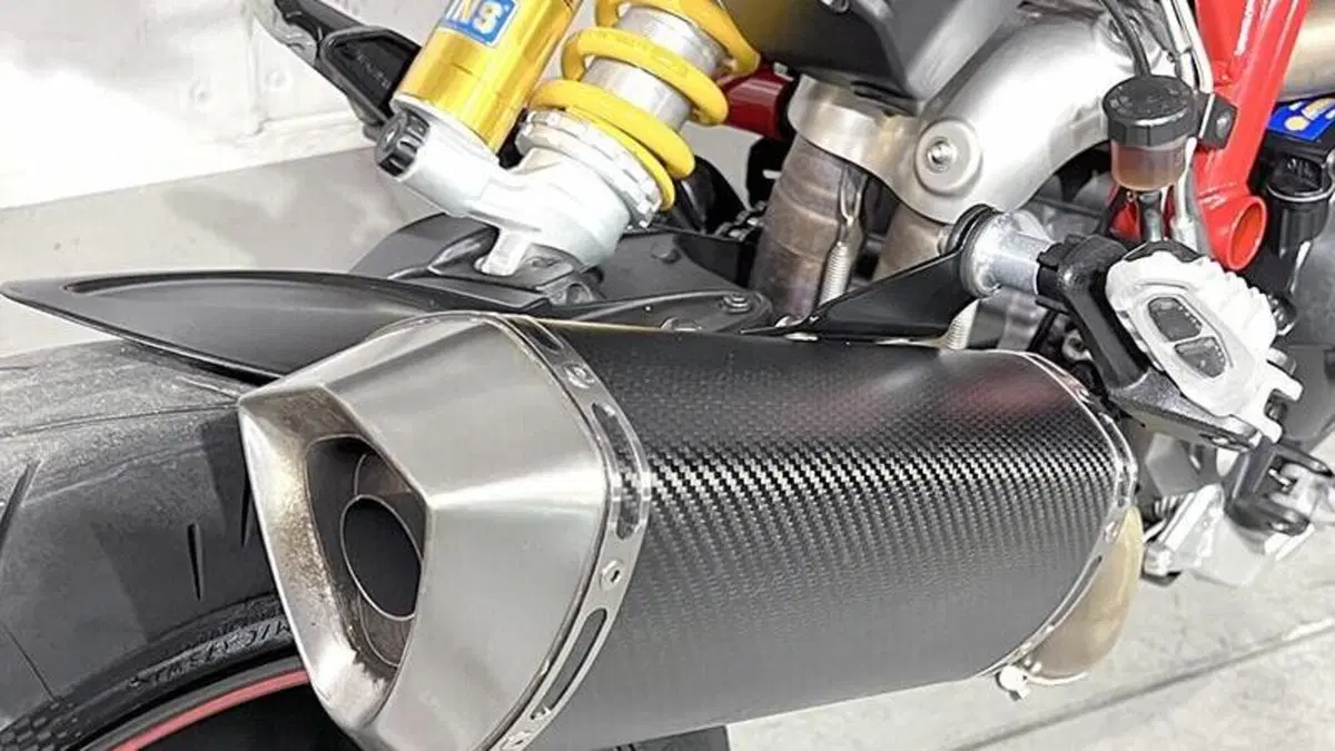 Ducati Hypermotard 821 SP (2013 - 15)  (4)
