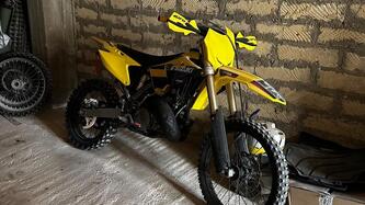 Suzuki RM 250 (2005 - 06) usata