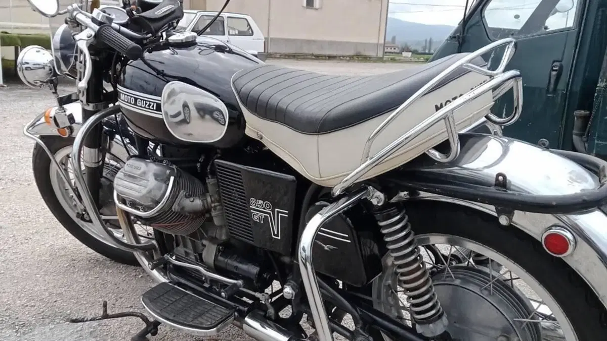 Moto Guzzi   (3)