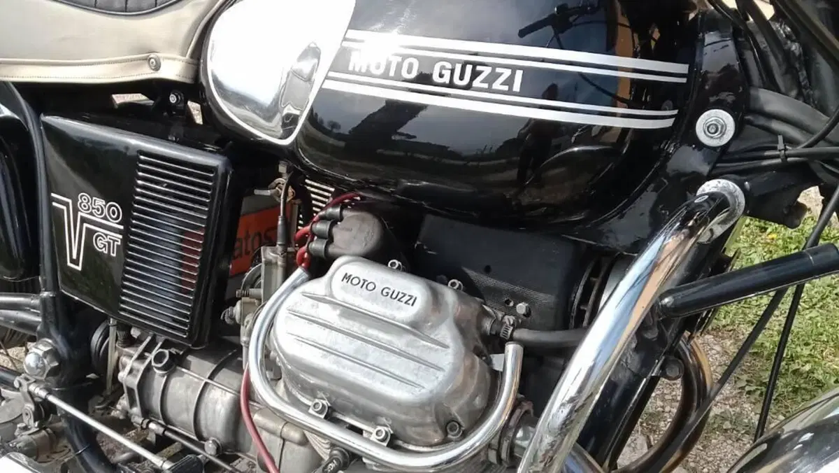Moto Guzzi   (6)