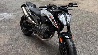 KTM 790 Duke L (2023 - 24) usata