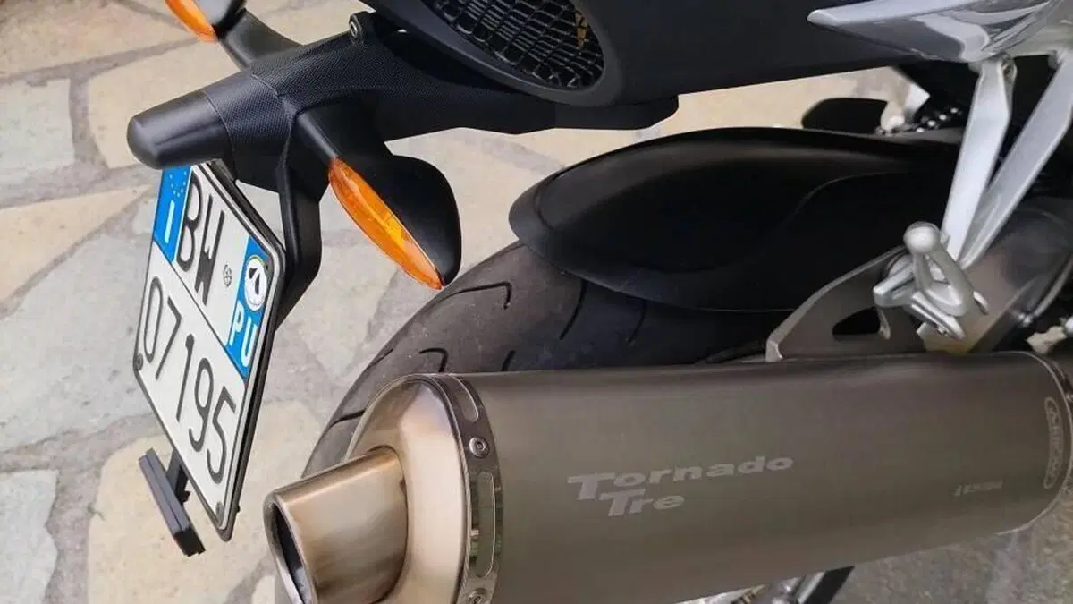 Benelli Tornado 900 Tre (2003 - 06)  (3)