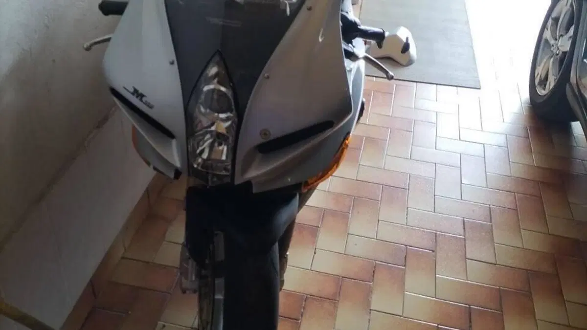 Benelli Tornado 900 Tre (2003 - 06)  (4)