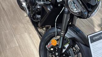 Triumph Street Triple 765 RS (2023 - 25) usata
