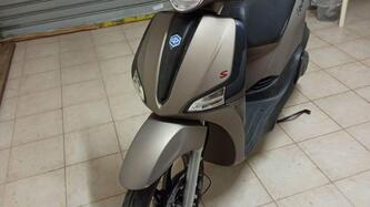 Piaggio Liberty S 50 4T (2020) usata