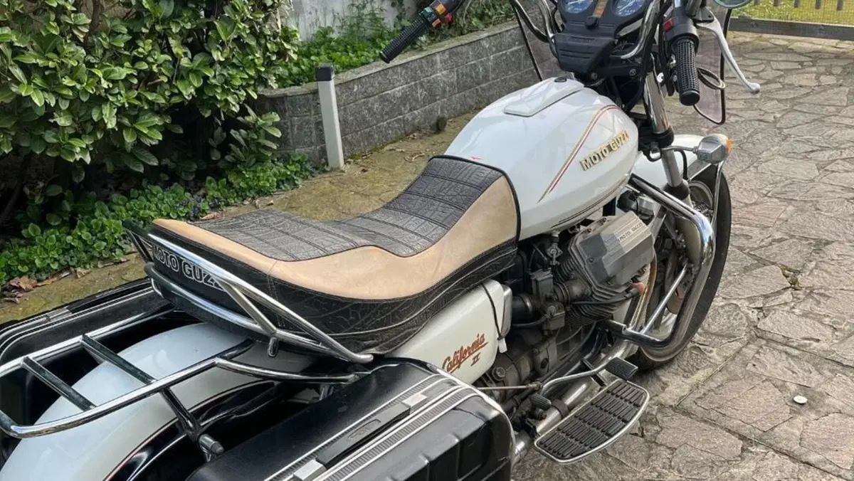 Moto Guzzi   (4)