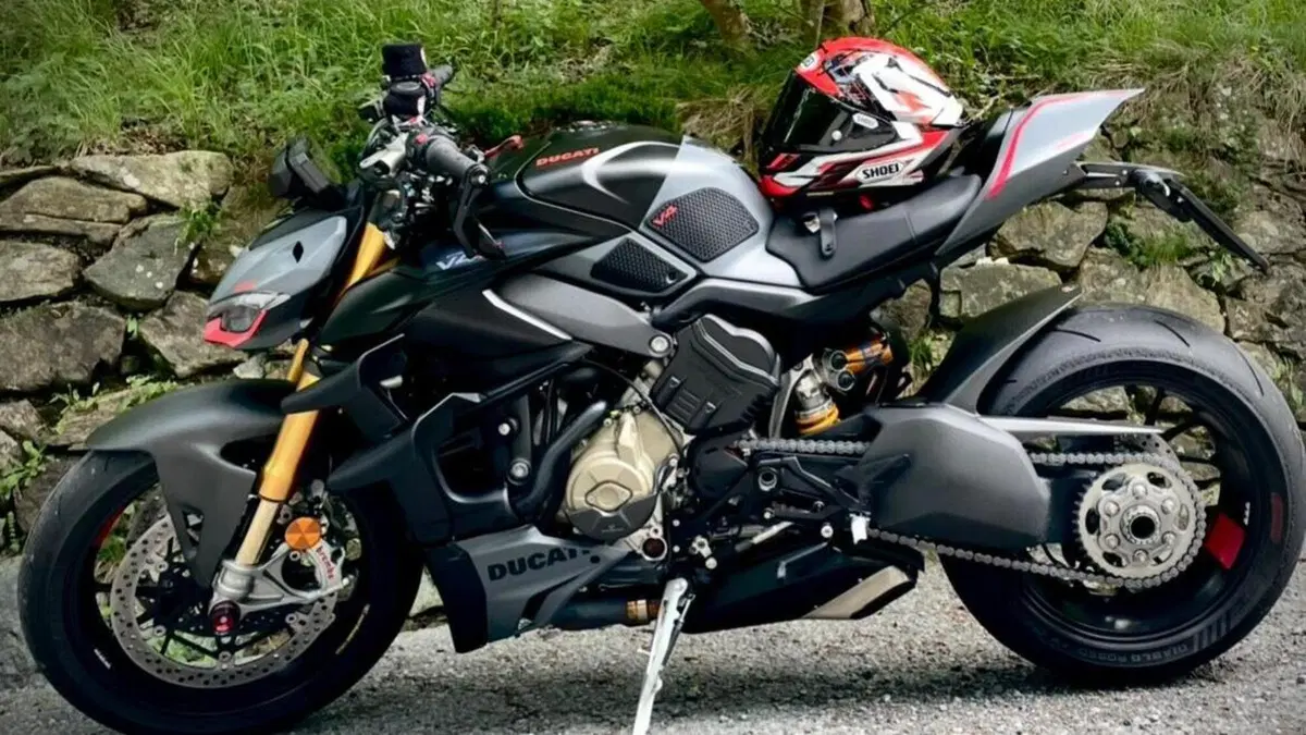 Ducati Streetfighter V4 S (2023 - 24)  (16)