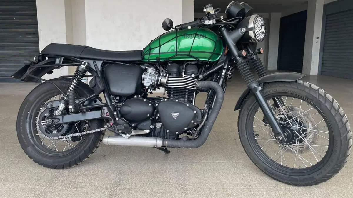 Triumph Scrambler (2006 - 17)  (7)