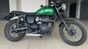 Triumph Scrambler (2006 - 17)  (7)