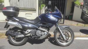 Suzuki XF 650 Freewind (1997 - 03) 