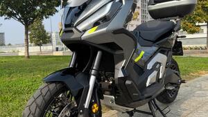 Honda X-ADV 750 Gravel (2025) 