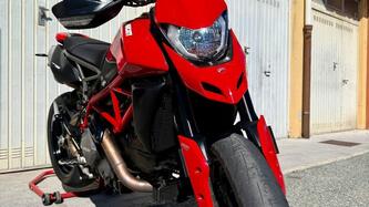 Ducati Hypermotard 950 (2022 - 25) usata