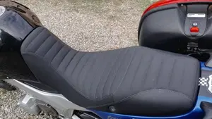 Yamaha TDM 850 (1996 - 01)  (8)