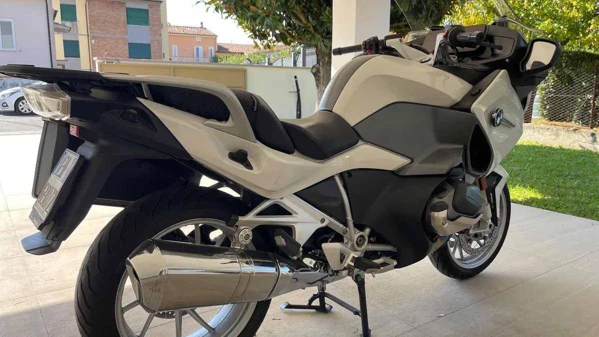Bmw R 1250 RT (2021 - 25)  (2)
