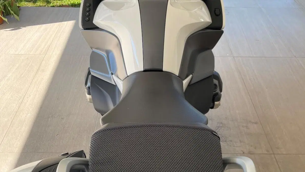 Bmw R 1250 RT (2021 - 25)  (3)