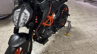 KTM 125 Duke (2021 - 23)