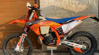 KTM 250 EXC TBI Six Days (2024) usata