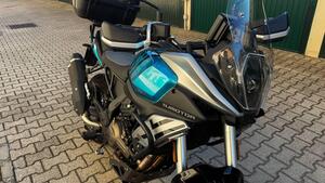 QJ Motor SRT 600 SX (2024 - 25) 