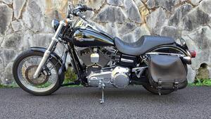 Harley-Davidson 1584 Super Glide Custom (2008 - 13) - FXDC 