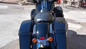 Harley-Davidson 114 Street Glide Special (2019 - 20) - FLHXS  (2)