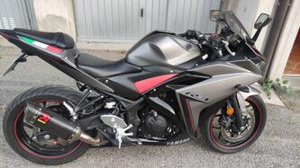 Yamaha YZF R3 (2015 - 17) usata