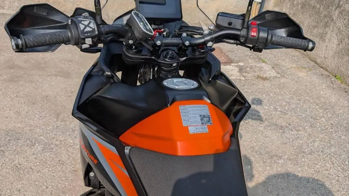 KTM 890 Adventure (2023 - 26)  (7)