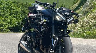 Triumph Street Triple 765 RS (2023 - 25)