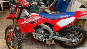 Honda CRF 450 R (2023) 