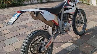 AJP PR4 240 Enduro (2017 - 18) usata