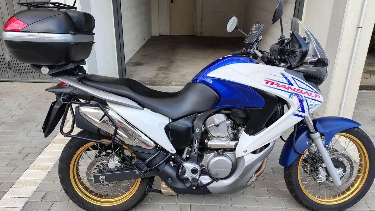 Honda Transalp XL 700 V (2007 - 2013)  (2)