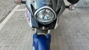 Honda Transalp XL 700 V (2007 - 2013)  (9)