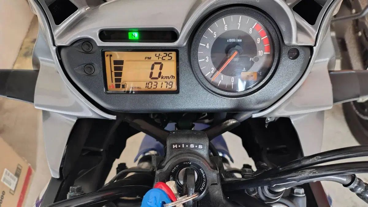 Honda Transalp XL 700 V (2007 - 2013)  (13)