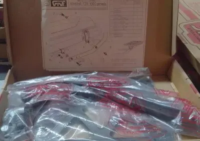 F309 KIT portapacchi posteriore YAMAHA Givi - Annuncio 9850992