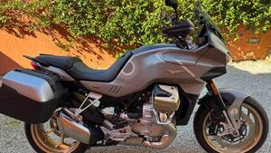 Moto Guzzi V100 Mandello Aviazione Navale (2023 - 24) 