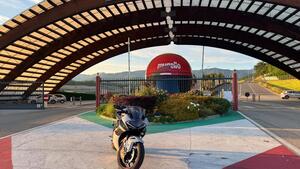 CFMOTO 675SR R (2025) 