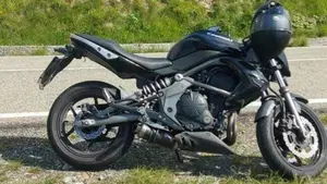 Kawasaki ER-6N (2009 - 11)  (3)