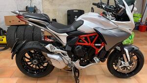 MV Agusta Turismo Veloce 800 Lusso (2020) 
