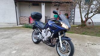 Yamaha FZ6 Fazer (2004 - 07)