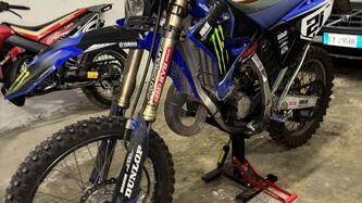 Yamaha YZ 125 (2015) usata