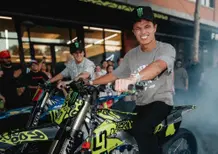 Lando Norris, dalla F1 alle moto: burnout ad Austin con la sua moto da cross personalizzata [GALLERY]
