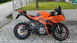 KTM RC 390 (2022 - 25) 